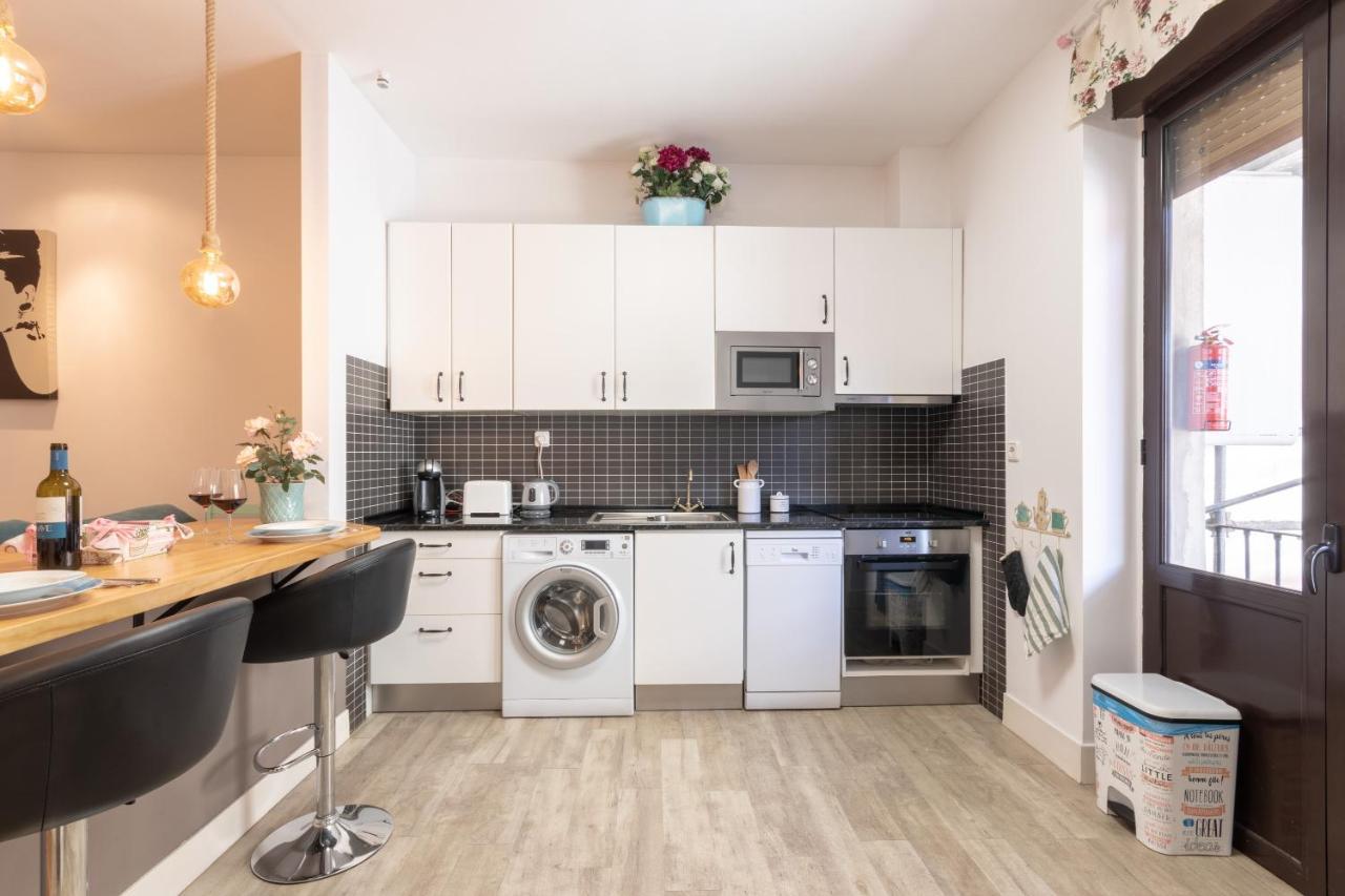 Apartment Between Old Town & Guggenheim!! Private Parking بلباو المظهر الخارجي الصورة