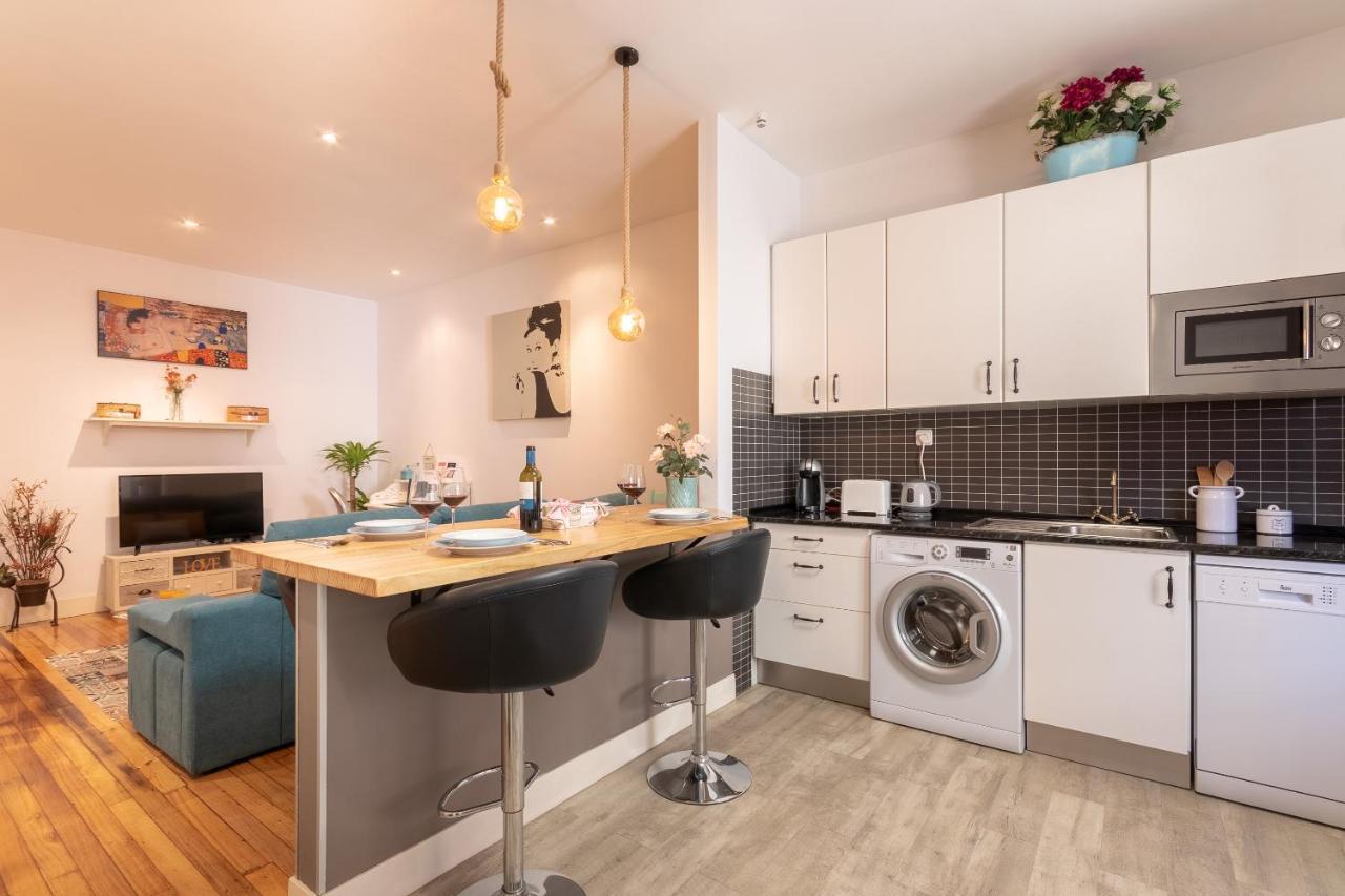 Apartment Between Old Town & Guggenheim!! Private Parking بلباو المظهر الخارجي الصورة